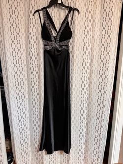Formal dresses and gowns size S-M