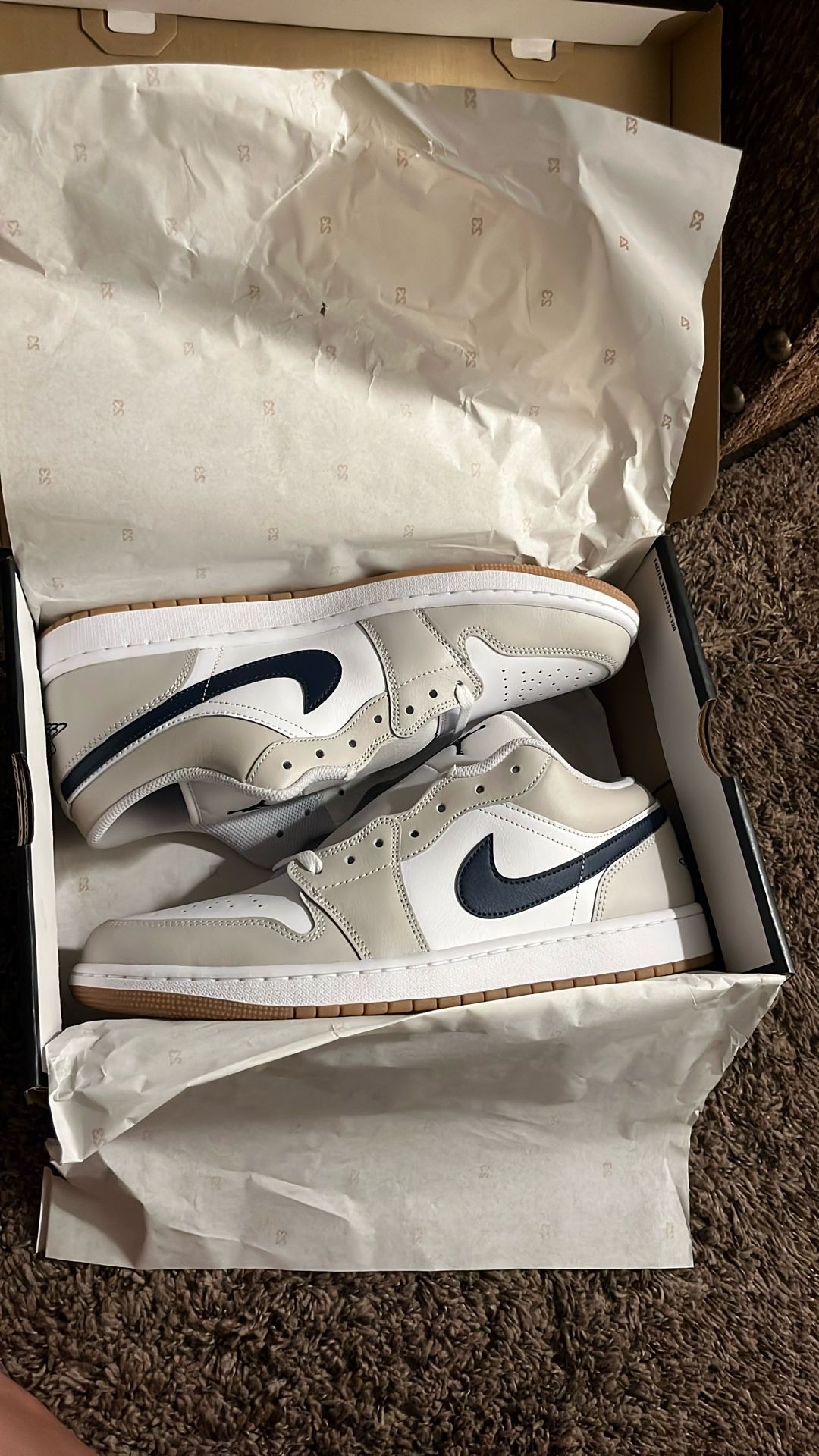 AIR JORDAN