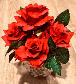 Faux Rose Bouquet in Reflective Designer Vase