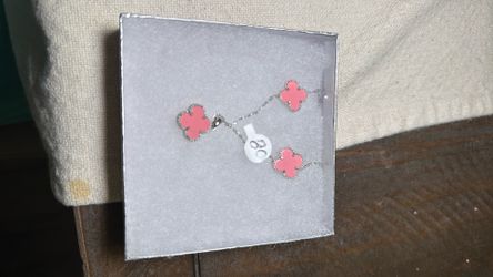 Flower cleef