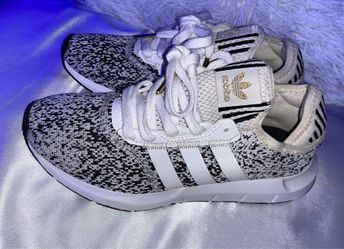Women’s Adidas size 6