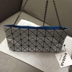 Bao Bao Issey Miyake Prism Clutch Shoulder Bag (Silver)