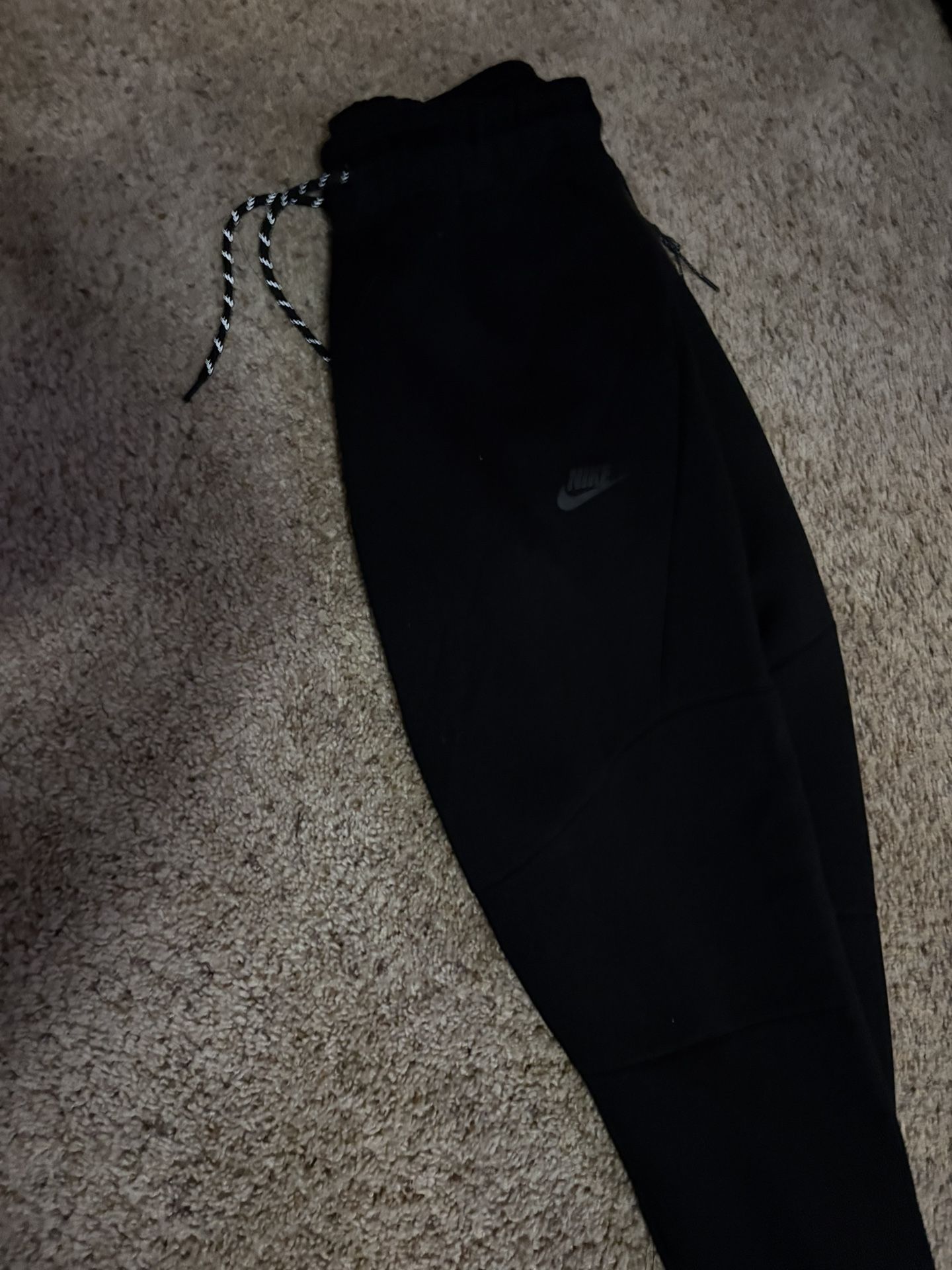 Large Nike Tech Pants