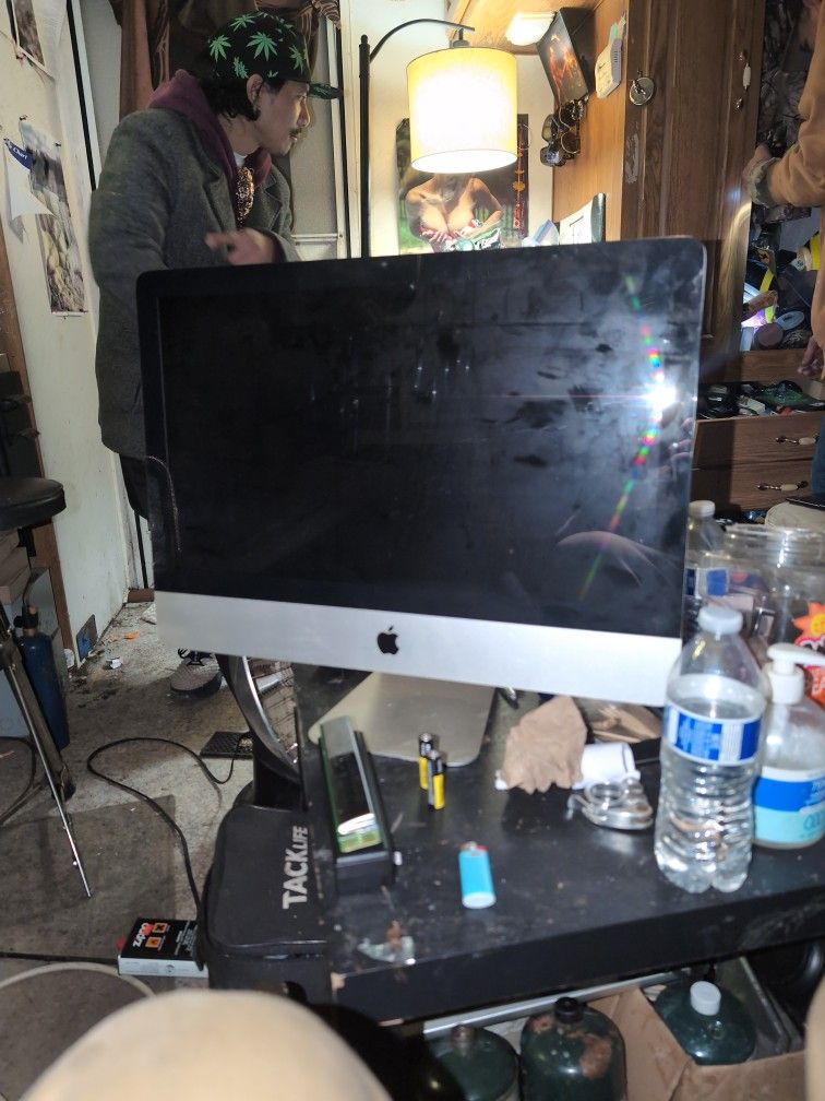 iMac 2010 Aluminum 21.5 in All in One