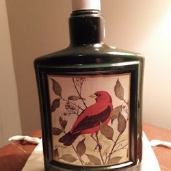 Vintage April 1983 COLLECTOR'S EDITION🥃BEAM Decanter with CARDINAL BIRD Design VOLUME XIX