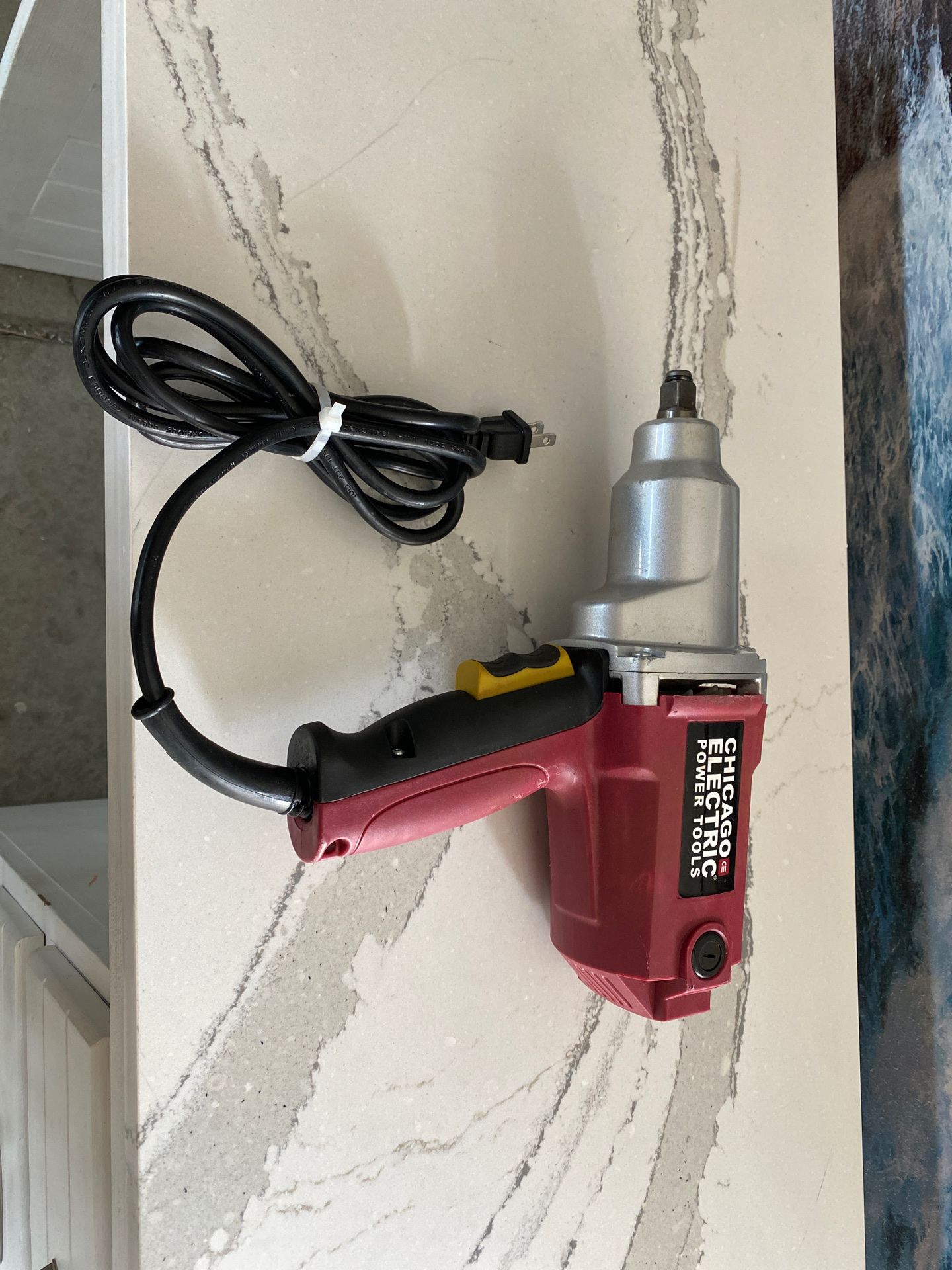 1/2 Impact wrench 2100 RPM 120 vol 7 amp