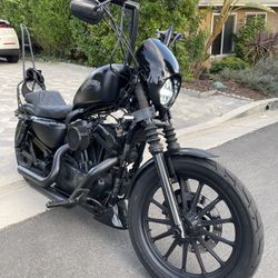 2012 Harley Davidson Iron 883 sportster