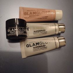 GLAM GLOW