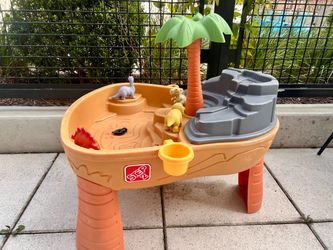 Step 2 Dino Kids Toddler Water Table