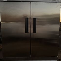 Dukers 2 Doors Commercial Freezer 