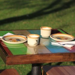 Indoor/outdoor Table