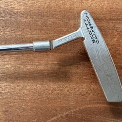Scotty Cameron Special Select Newport 2
