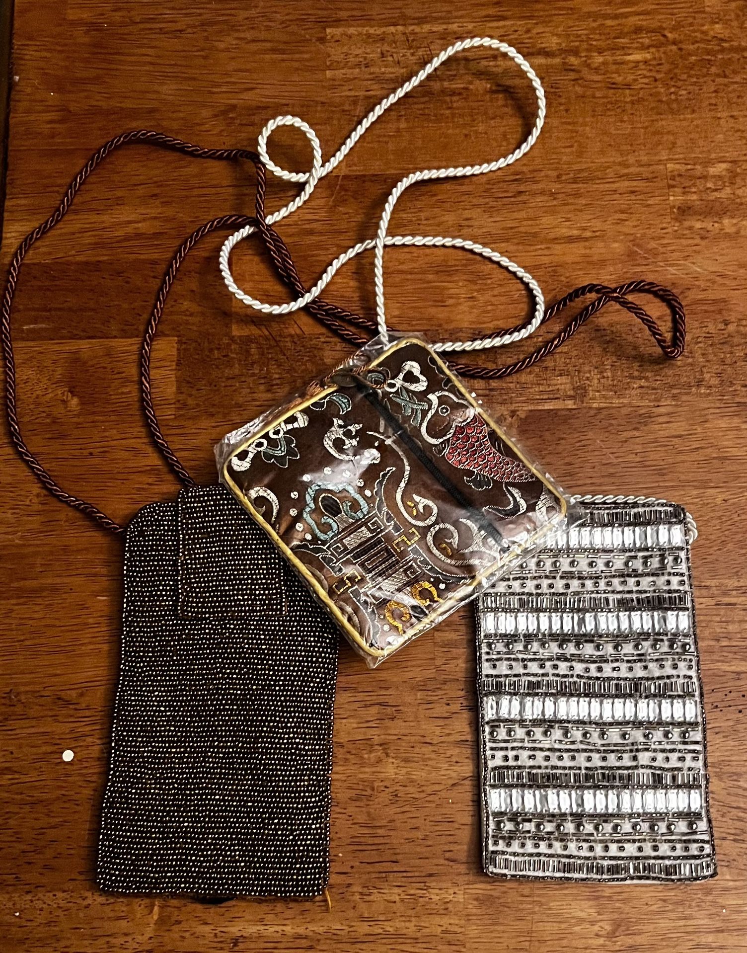 Cell Phones Purses And Pouch
