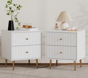Set of 2 nightstands with drawers