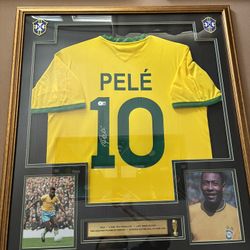 Pele Signed Framed Jersey 