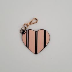 Heart purse charm hang tag