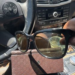 100% Authentic Gucci 