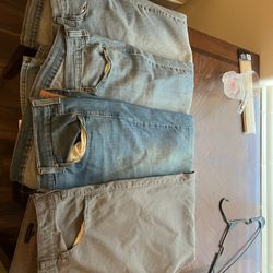 MENS LEVIS 541 JEANS