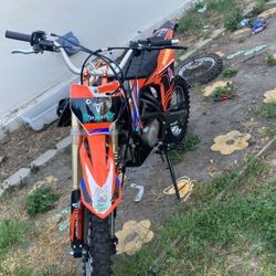 Tao Tao 140cc Pitbike