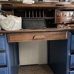 Free Solid Wood Desk
