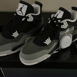 Air Jordan 4 Retros (fears)