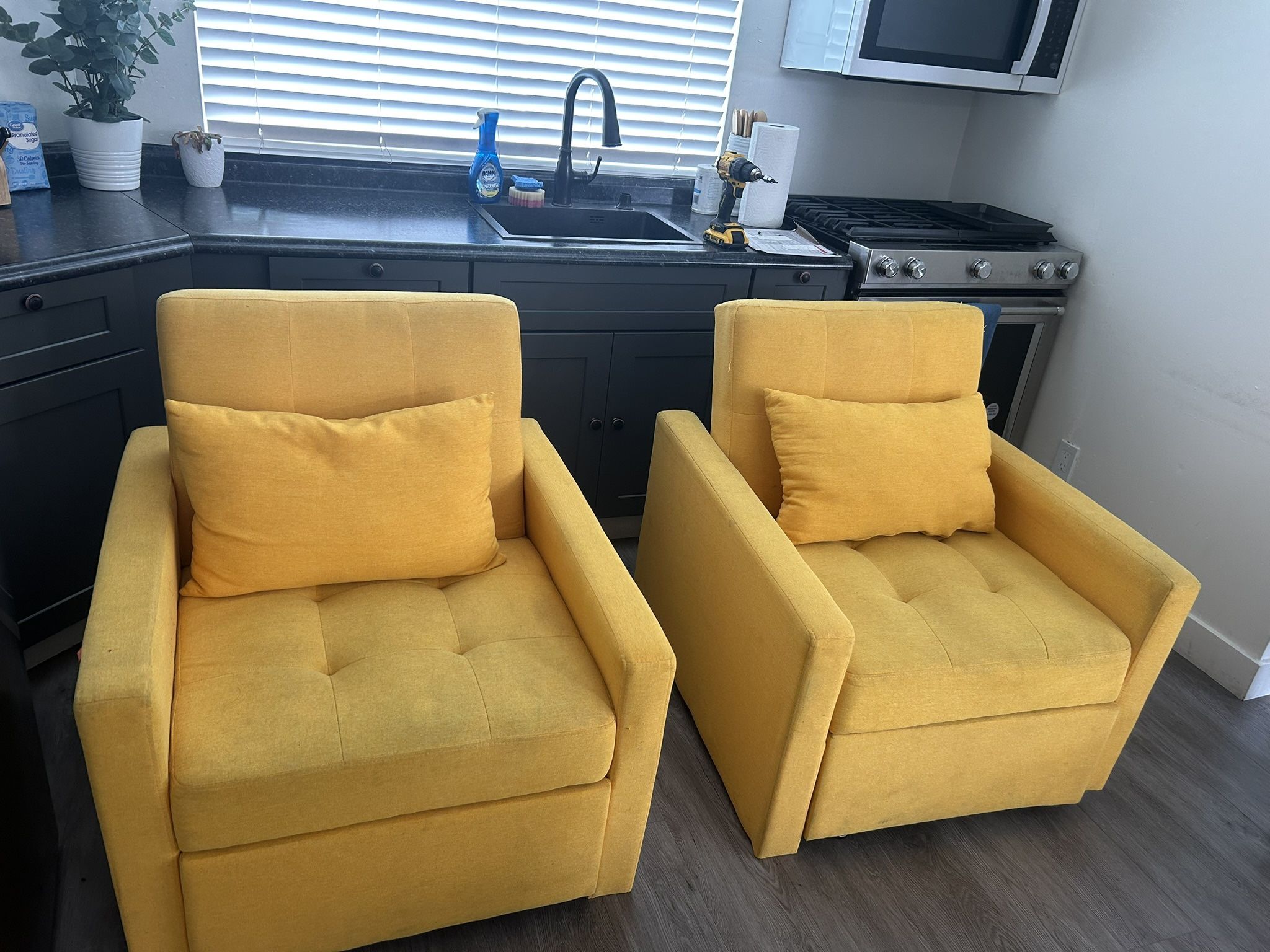 Accent Chairs Set