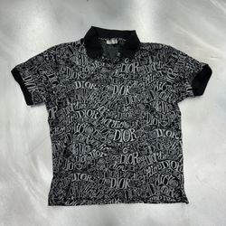 Dior T Shirt Size-Medium