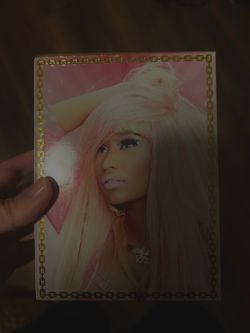 Niki manaj perfume!