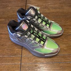KD 18 EYBL