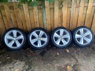 Goodyear 245/45R20
