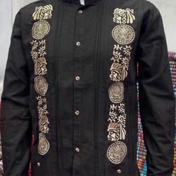 Guayabera Azteca