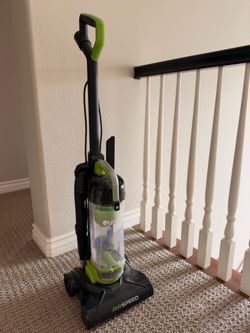 Vacuum *Like New*