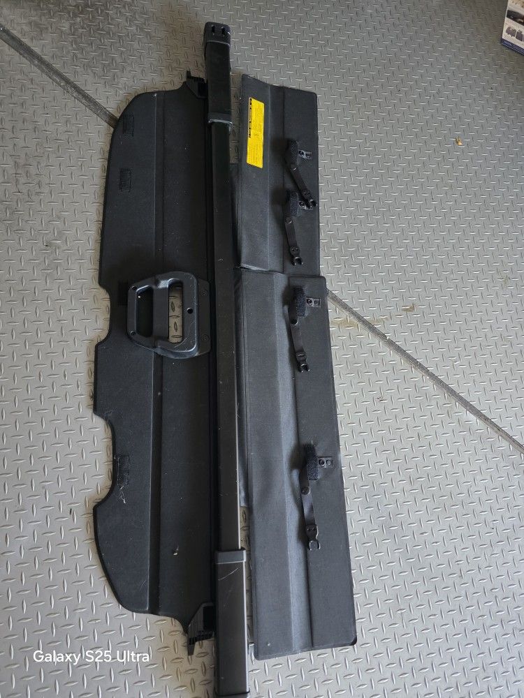 2010 Onwards Gx460 Trunk Privacy Cover