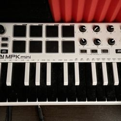 AKAI Mpk Mini