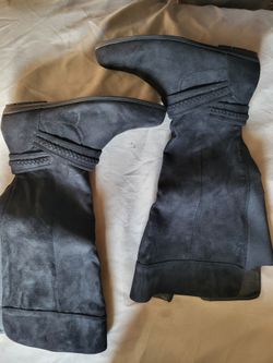 Women's boots 9w