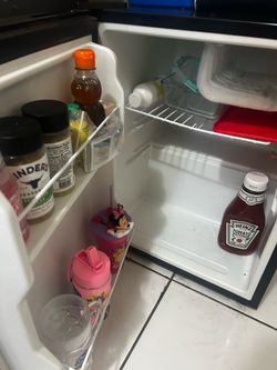 Mini fridge