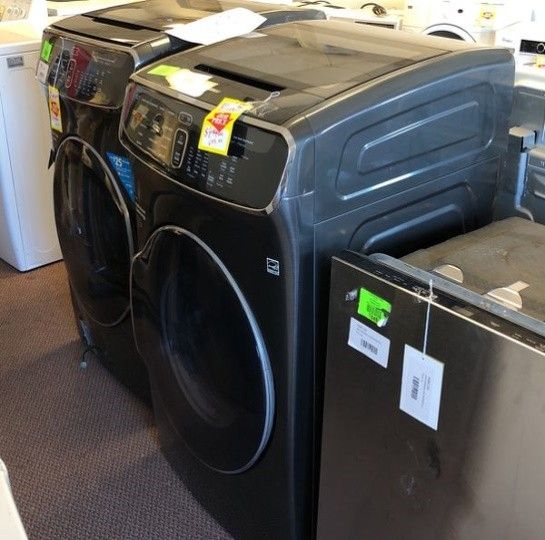 Washer And Dryer PR12