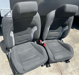 Camaro 6 gen seats