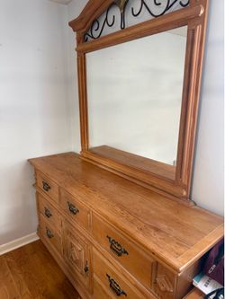 Solid bedroom set canopy bed frame