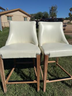 Cream Leather Bar Stools with Wood Frame – Set of 2