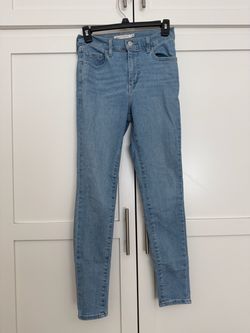 720 Levi’s High Rise Super Skinny Jeans