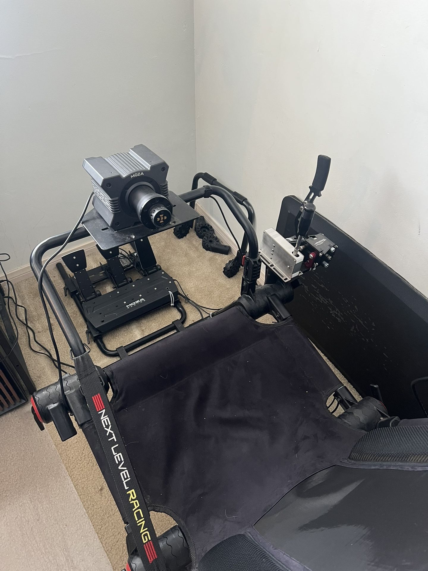 Moza R9 Driving Sim