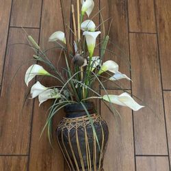 White Calla Lily Flowers  with Vase 