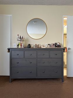 IKEA Hemnes Dresser - 8 Drawer (Dark Grey)