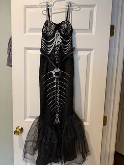 Girls Skeleton Mermaid Halloween Costume with Crown & Necklace – Size Small 8–10