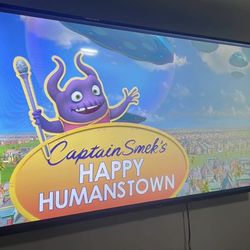 Element Smart TV Roku. 65”