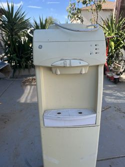 Water Dispenser