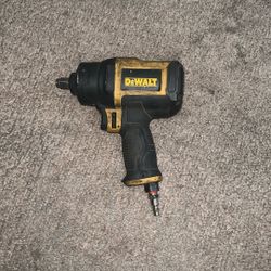 Dewalt 1/2 in. Heavy Duty Pneumatic Impact Wrench Used 