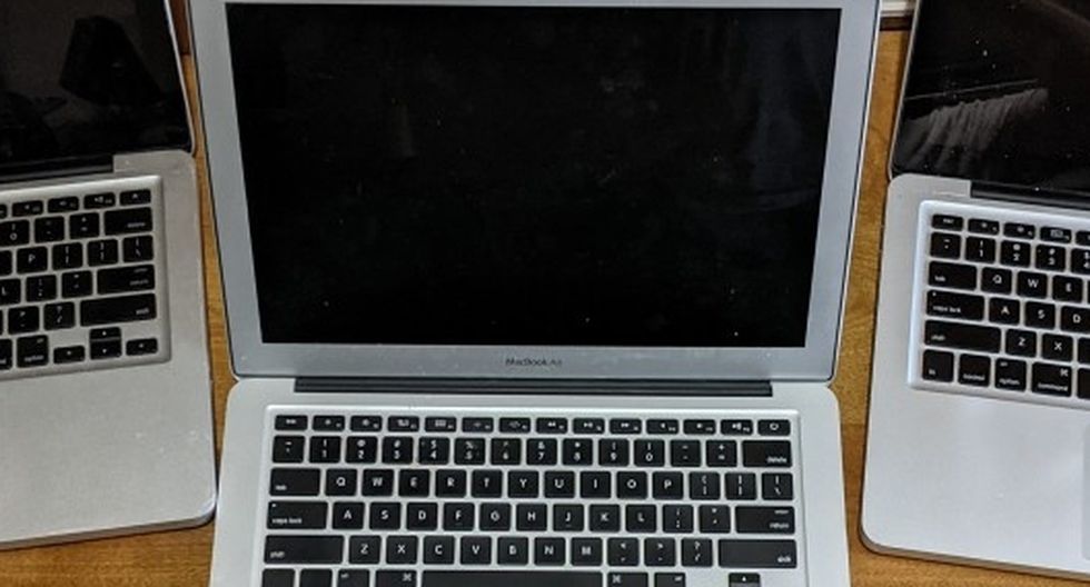 Macbook Air and Pro Lot - Sold AS/IS