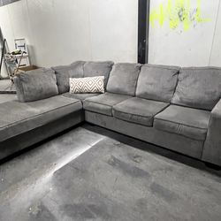 SECTIONAL COUCH SOFA